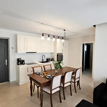 Kooba Apartment *